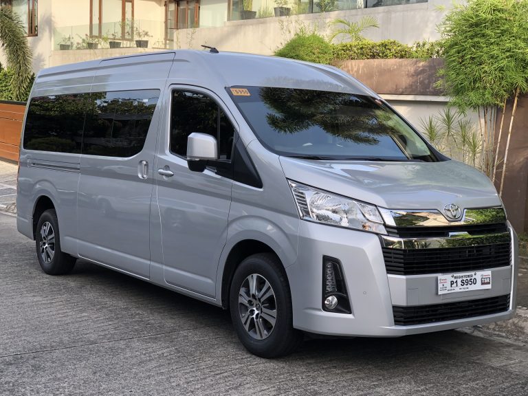 Melbourne Tours and Sightseeing Maxi Cab - Comfortable vehicle for Great Ocean Road, Yarra Valley tours